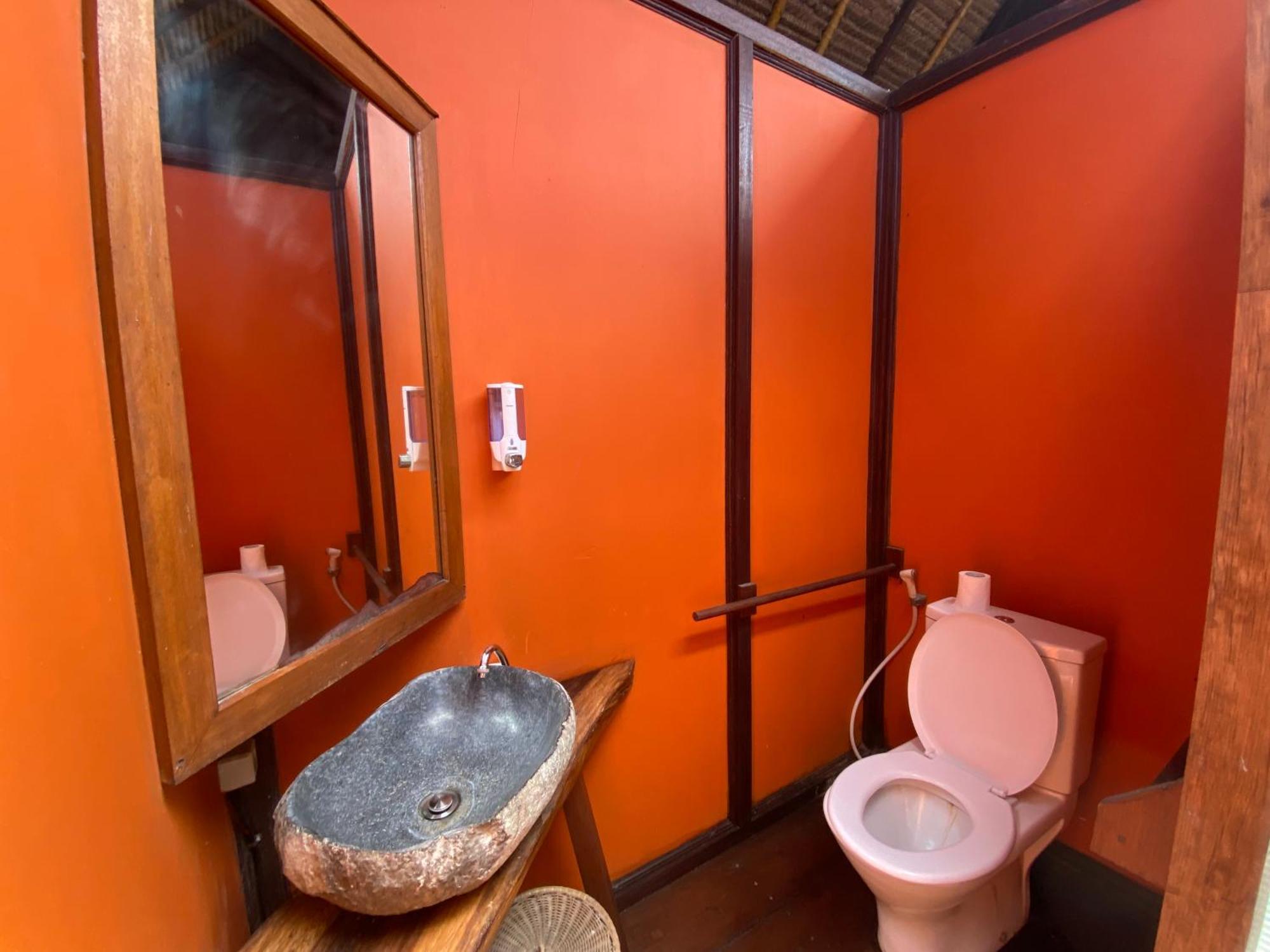 Little Tree House Hotel Sanur  Bilik gambar